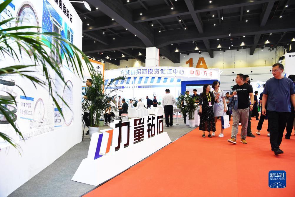 皇冠登3手机网址